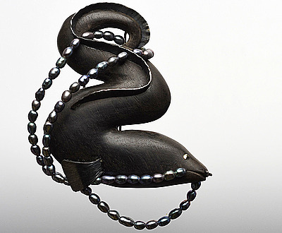 Jane Dodd, brooch, 2017